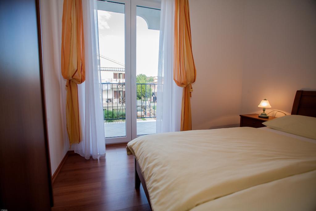 Apartments Bogovic Malinska Esterno foto